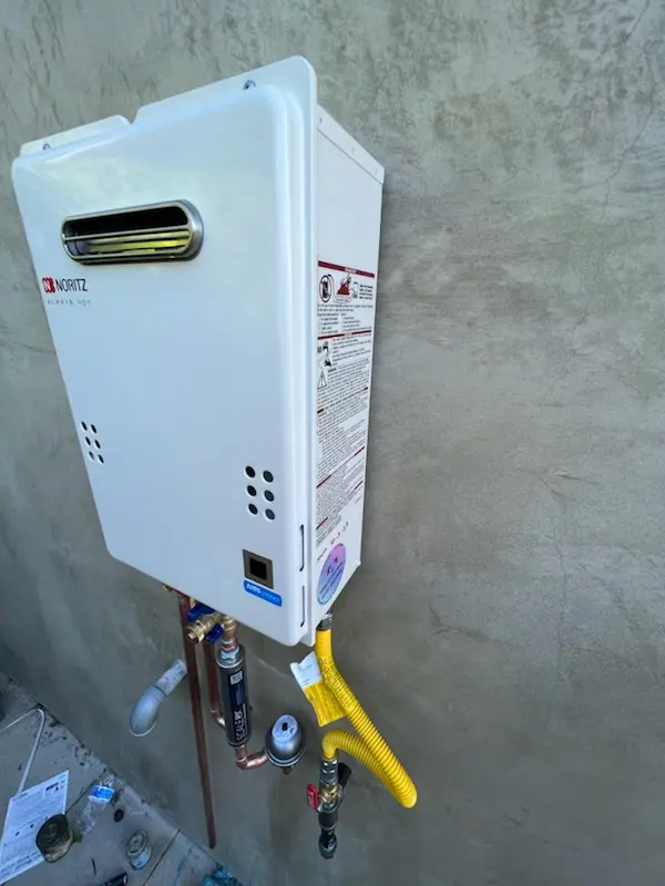 Tankless water heater installation for Highlands Ranch homes